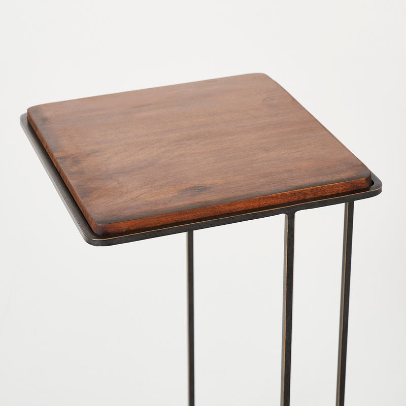 EPOCHAL ACCENT TABLE