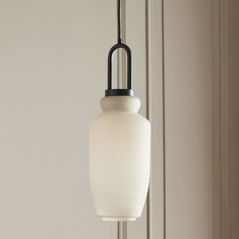 MAISON PENDANT FROSTED