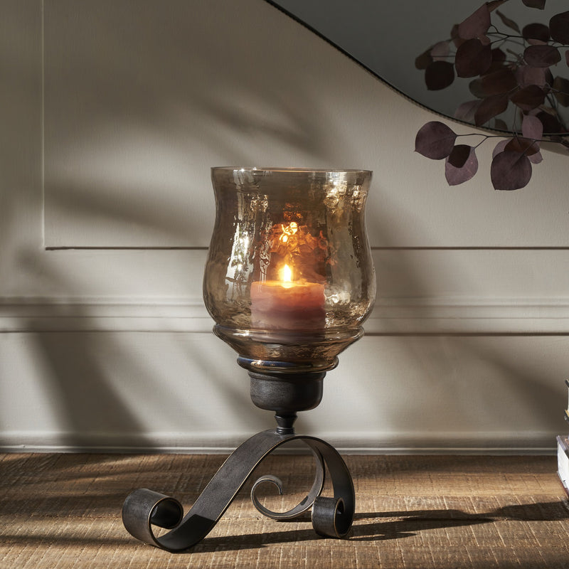 SHAYNE CANDLE HOLDER