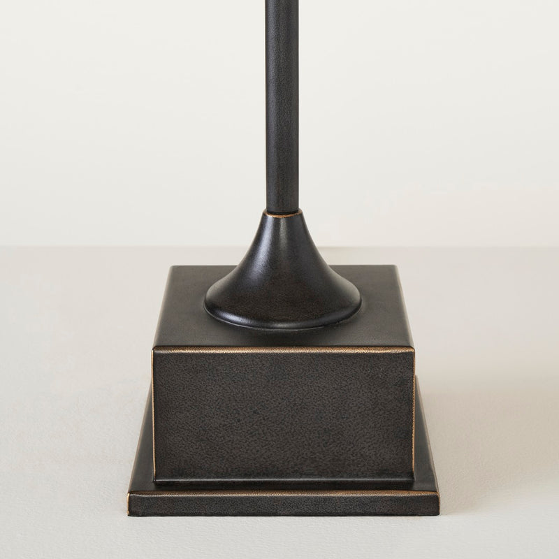 ARIADNE TABLE LAMP