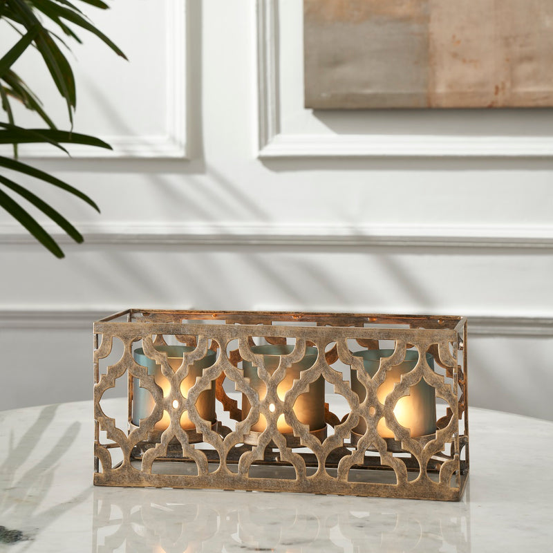 DIONYSUS 3 LIGHT CANDLE HOLDER