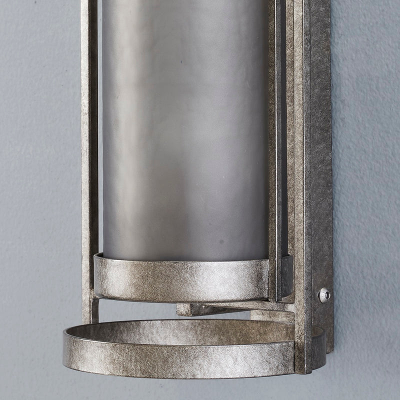 CORA WALL LIGHT SILVER