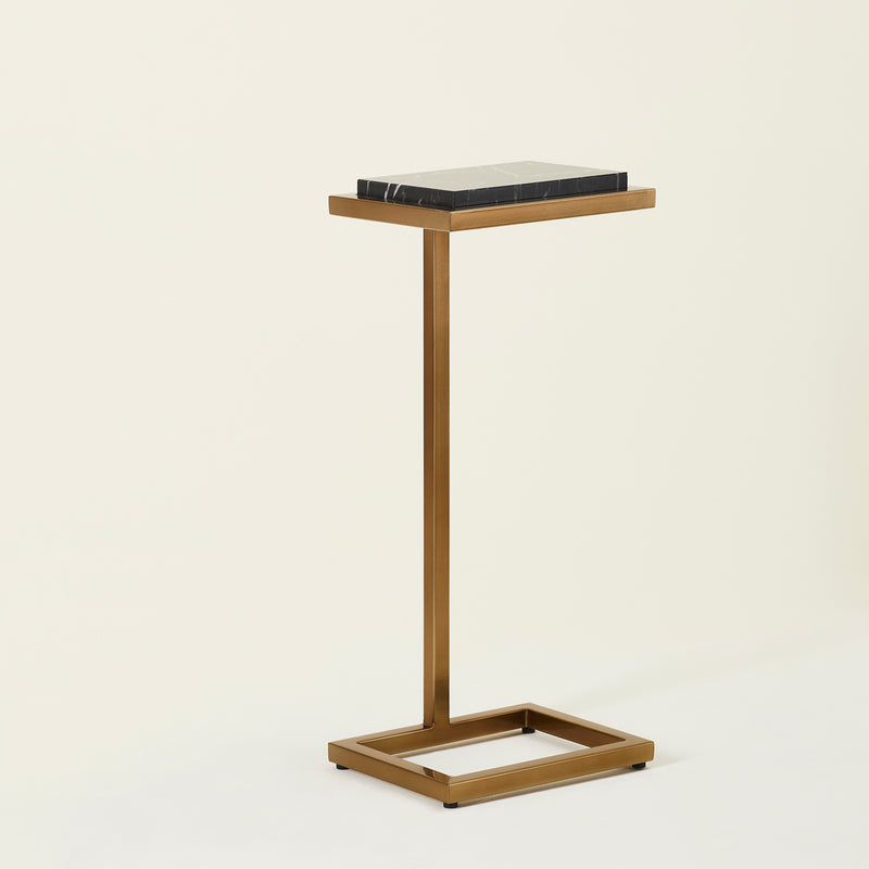 GOTO ACCENT TABLE BRASS