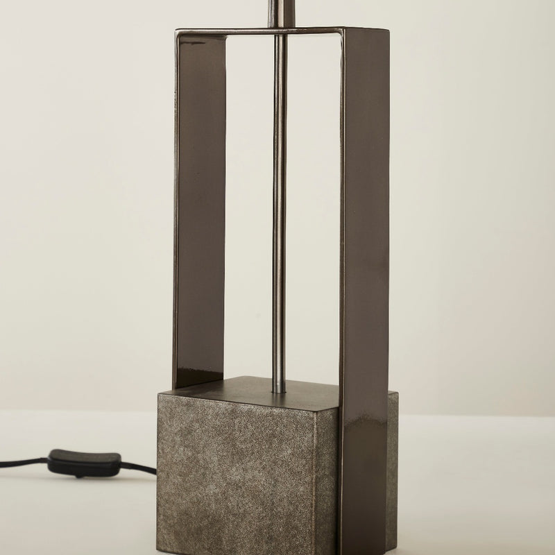 PERCH TABLE LAMP SILVER