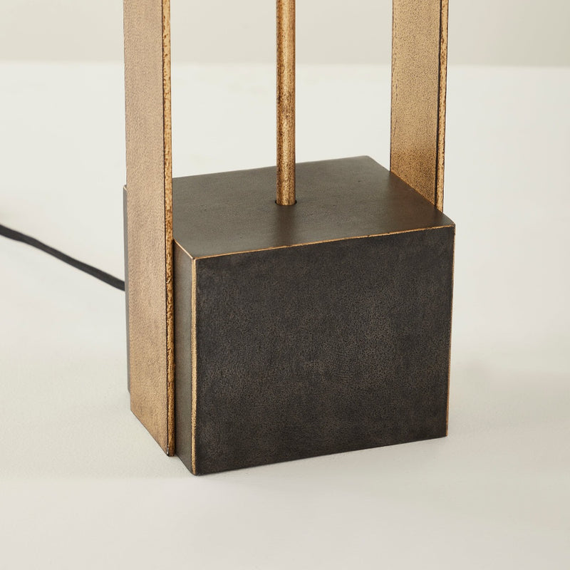 PERCH TABLE LAMP CHAMPAGNE